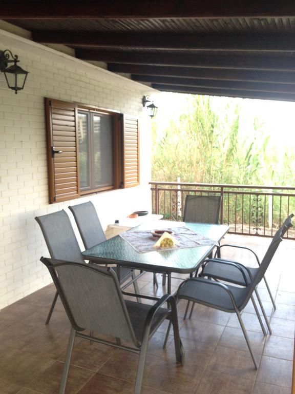 נאוס מרמרס Villa Niki מראה חיצוני תמונה